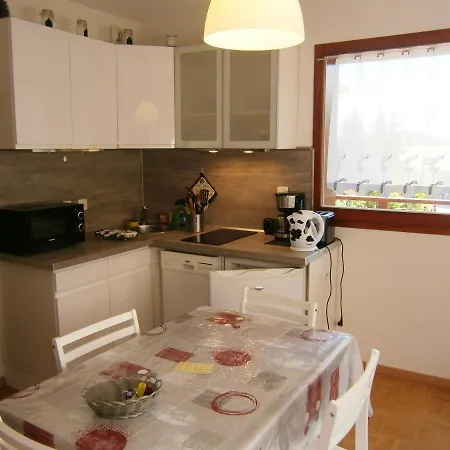 Cosy A Devoluy Avec Vue Sur La Montagne 26 M²